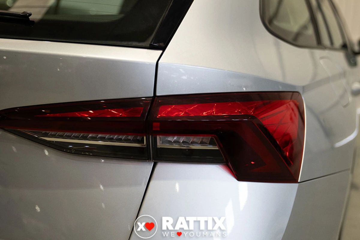 SKODA Octavia Wagon 2.0 tdi evo Style 150cv dsg Octavia Wagon 2.0 tdi evo Style 150cv dsg